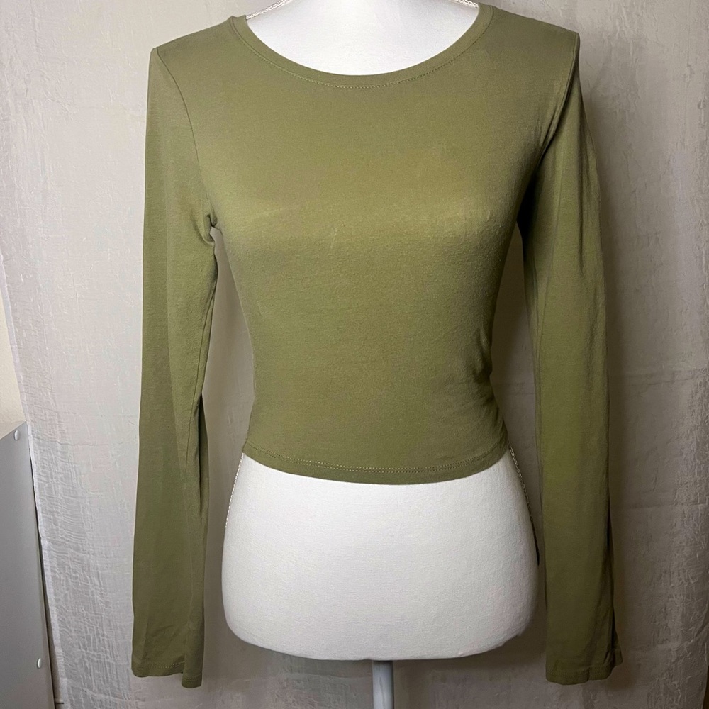 Long Sleeve Crop Top Olive Green Crewneck Causal | M